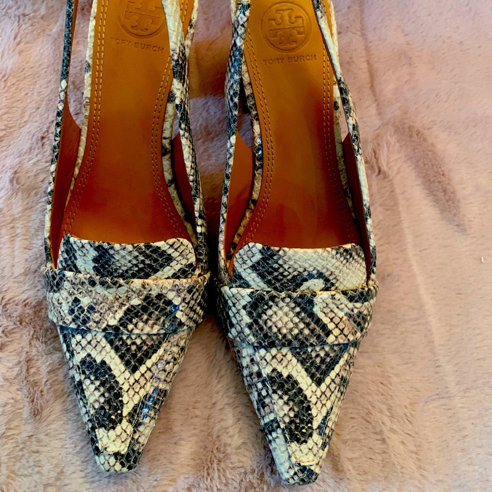 Tory Burch Chunky Heel Pointy Toe Slingback